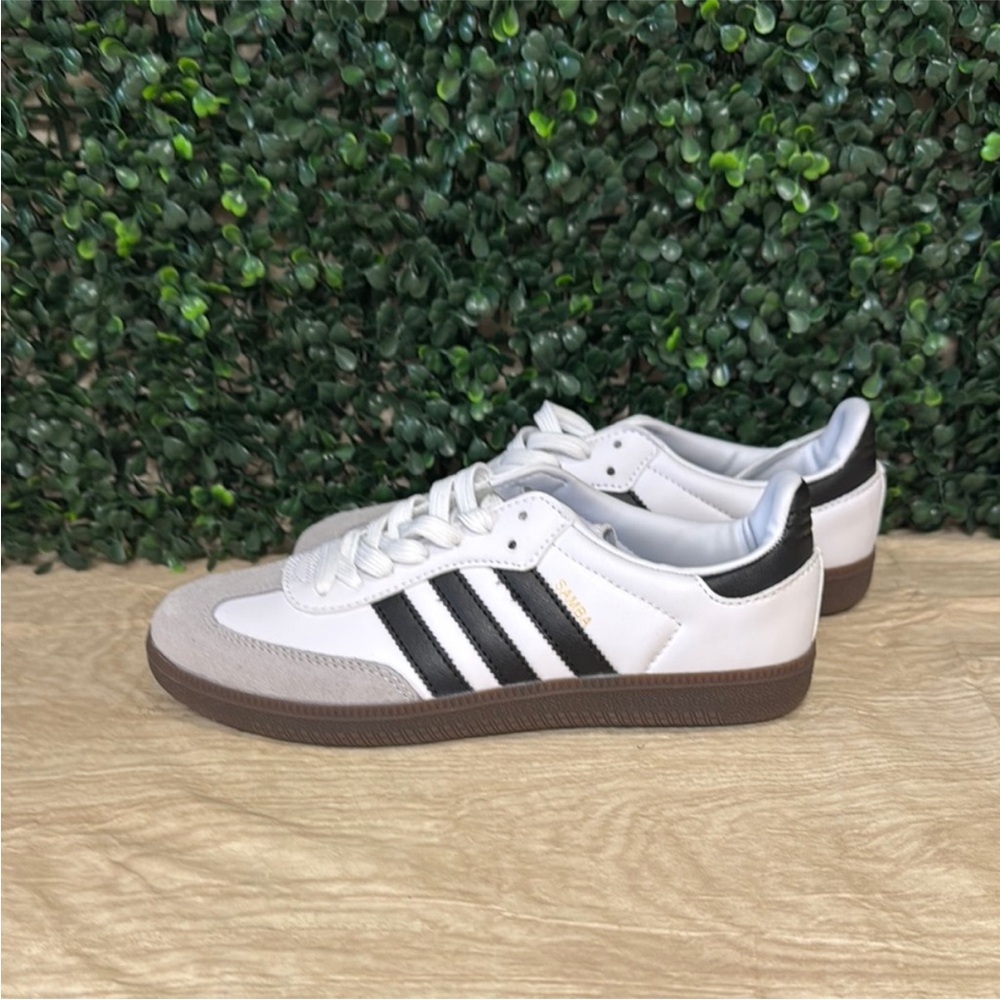 Adidas sambas